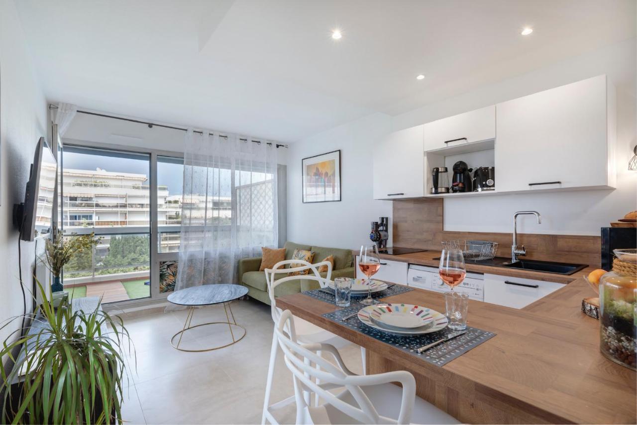 Coup De Coeur! Vue Mer! Terrasse Dangle! Antibes Bagian luar foto